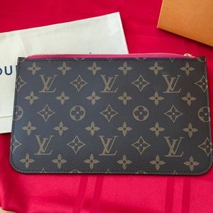 Louis Vuitton Neverfull Pivoine Pouchette